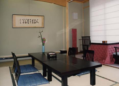 مِيازُ Ryori Ryokan Toriki الغرفة الصورة